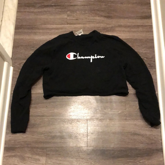 Champion Tops - Champion Cropped Tshirt